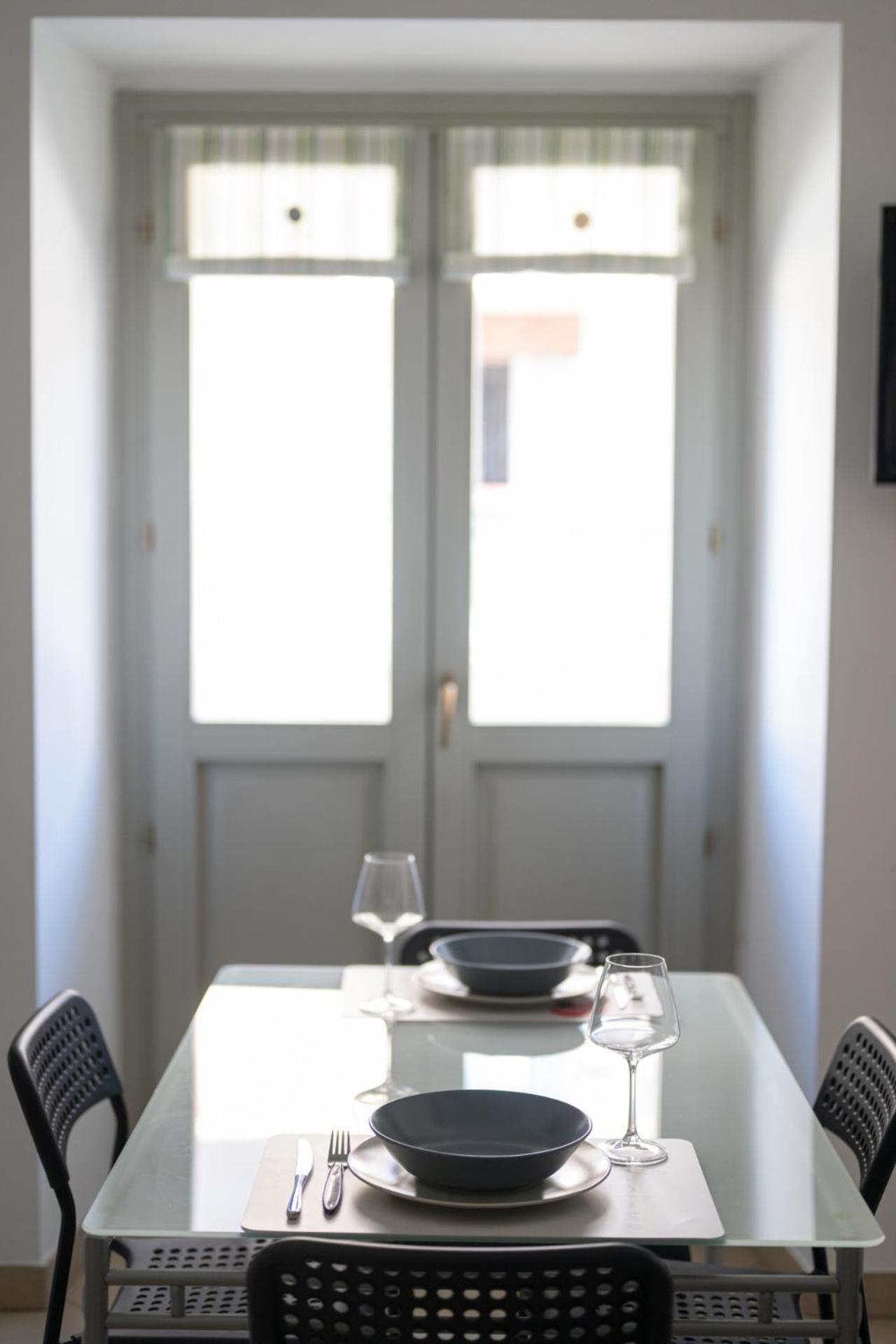 Appartement Aurora Retreat, La Tua Base Per Esplorare *